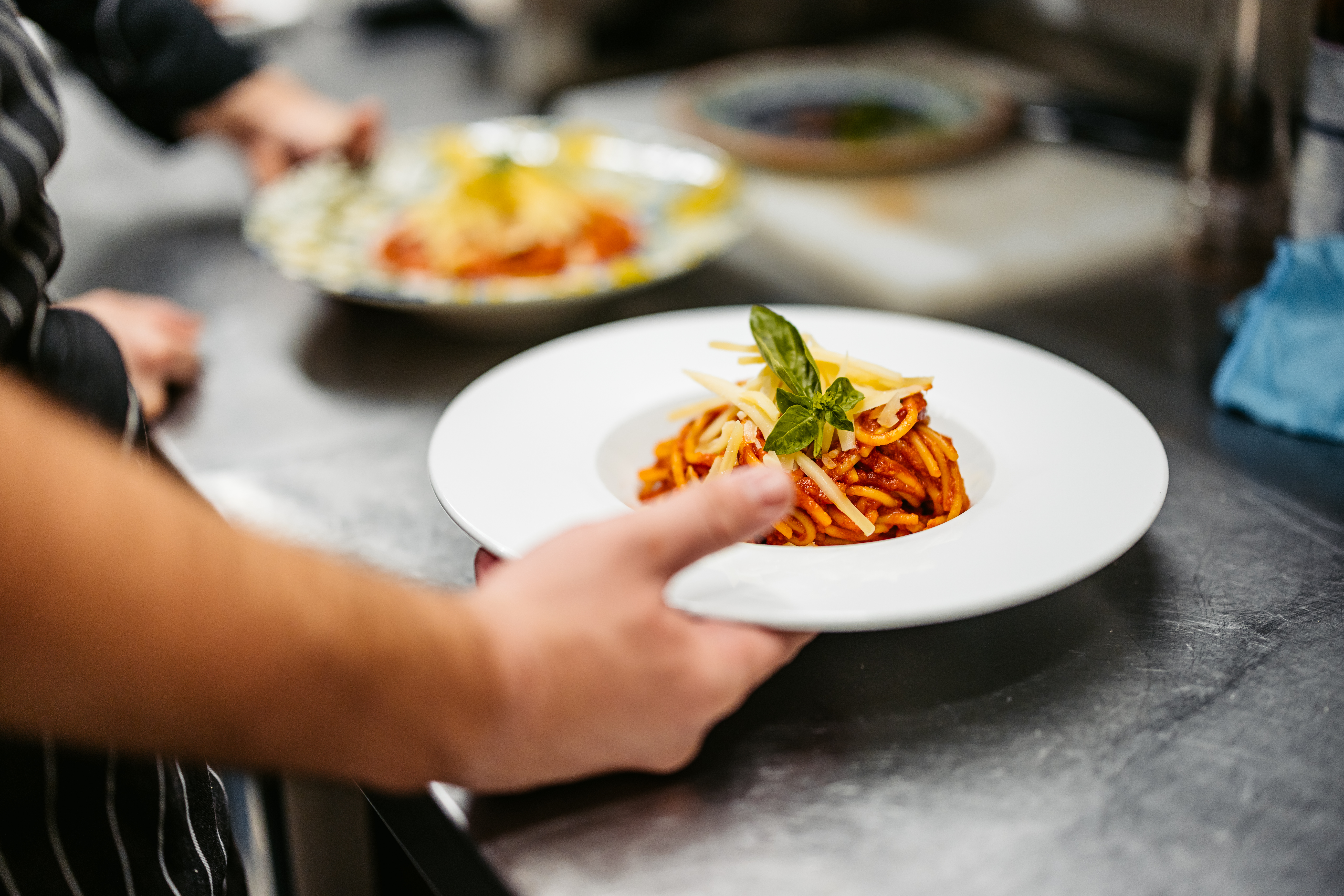 plating classic spaghetti